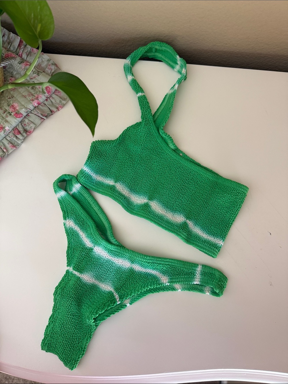 bond-eye Green and White One-Shoulder Tie-Dye Bikini Set - Picture 2 of 2